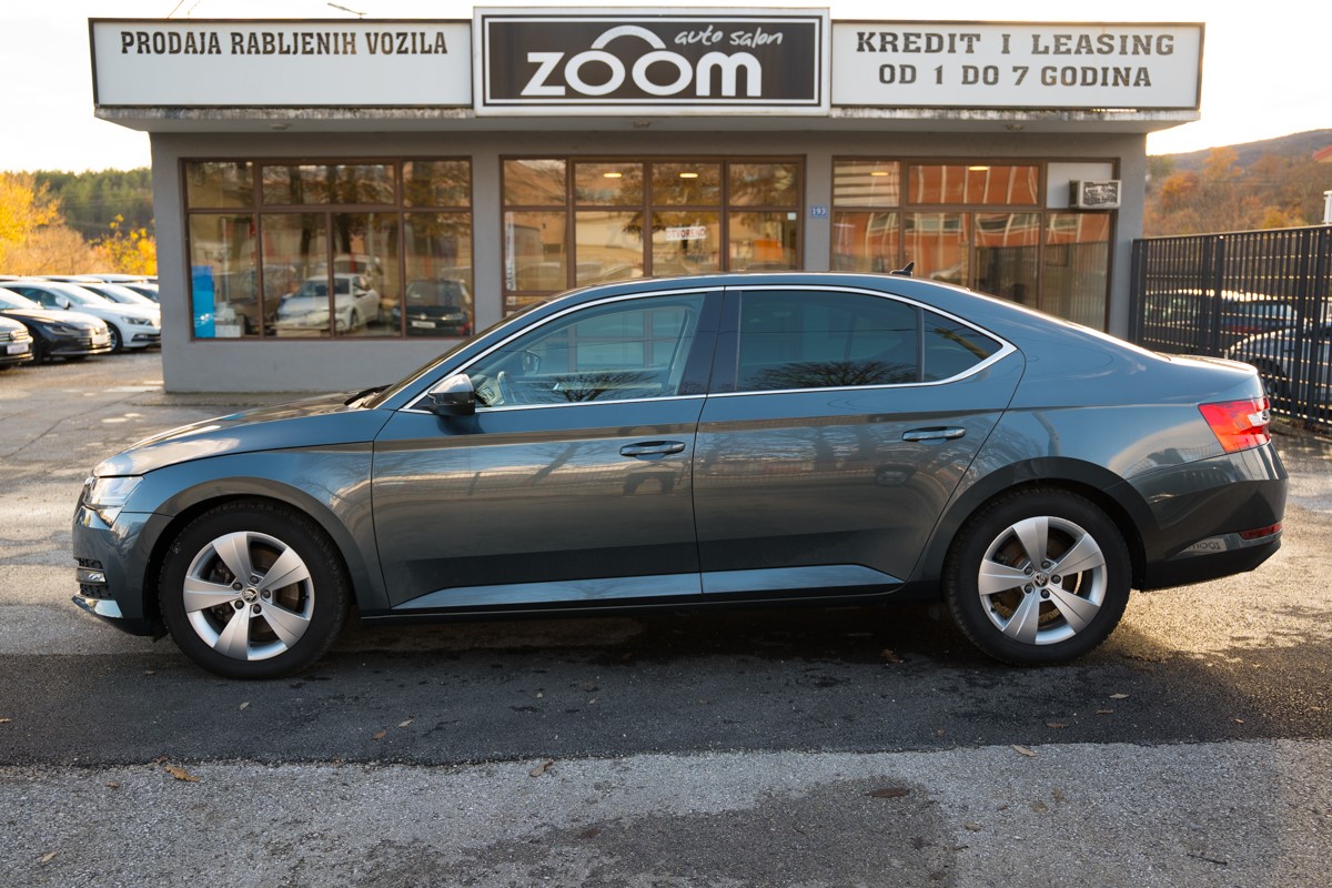 Škoda Superb 1.6 TDI DSG