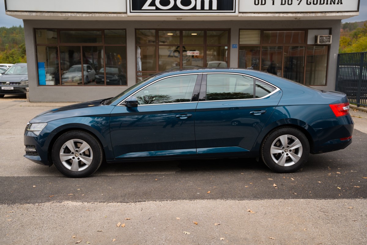 Škoda Superb 1.6 TDI DSG