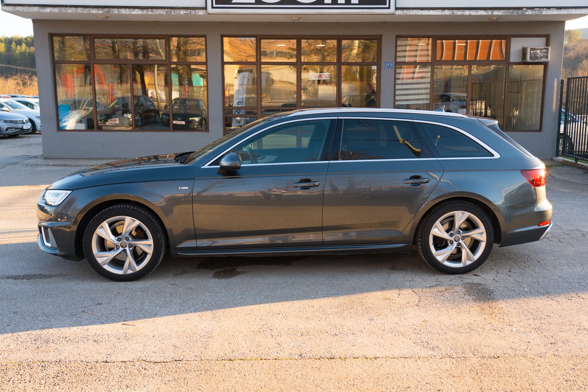 Audi A4
 2.0TDI S line