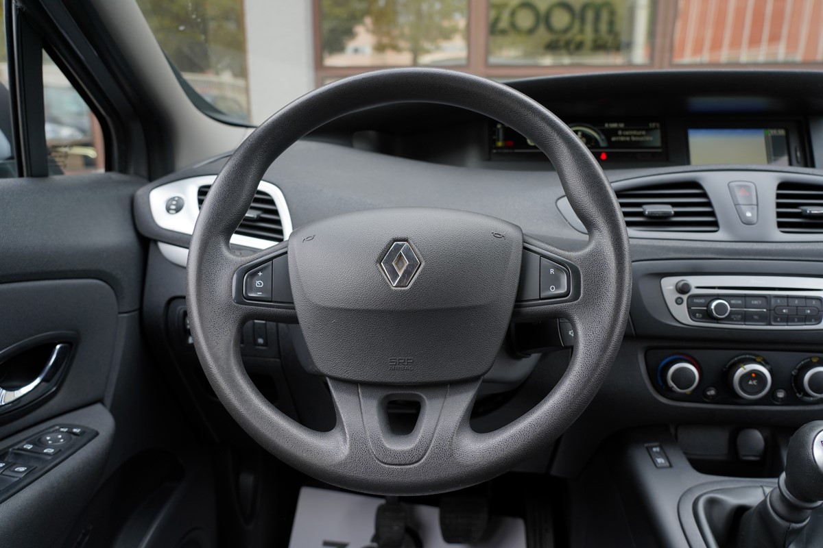 Renault Scenic 1.5 DCI