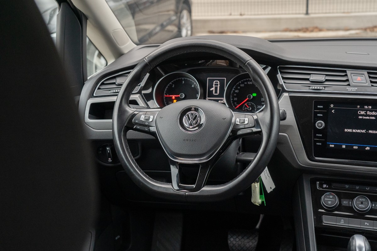 Volkswagen Touran 2.0TDI 7 sjedista