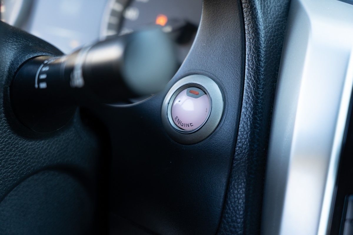 Nissan
 Navara 2,3 DCI 4X4