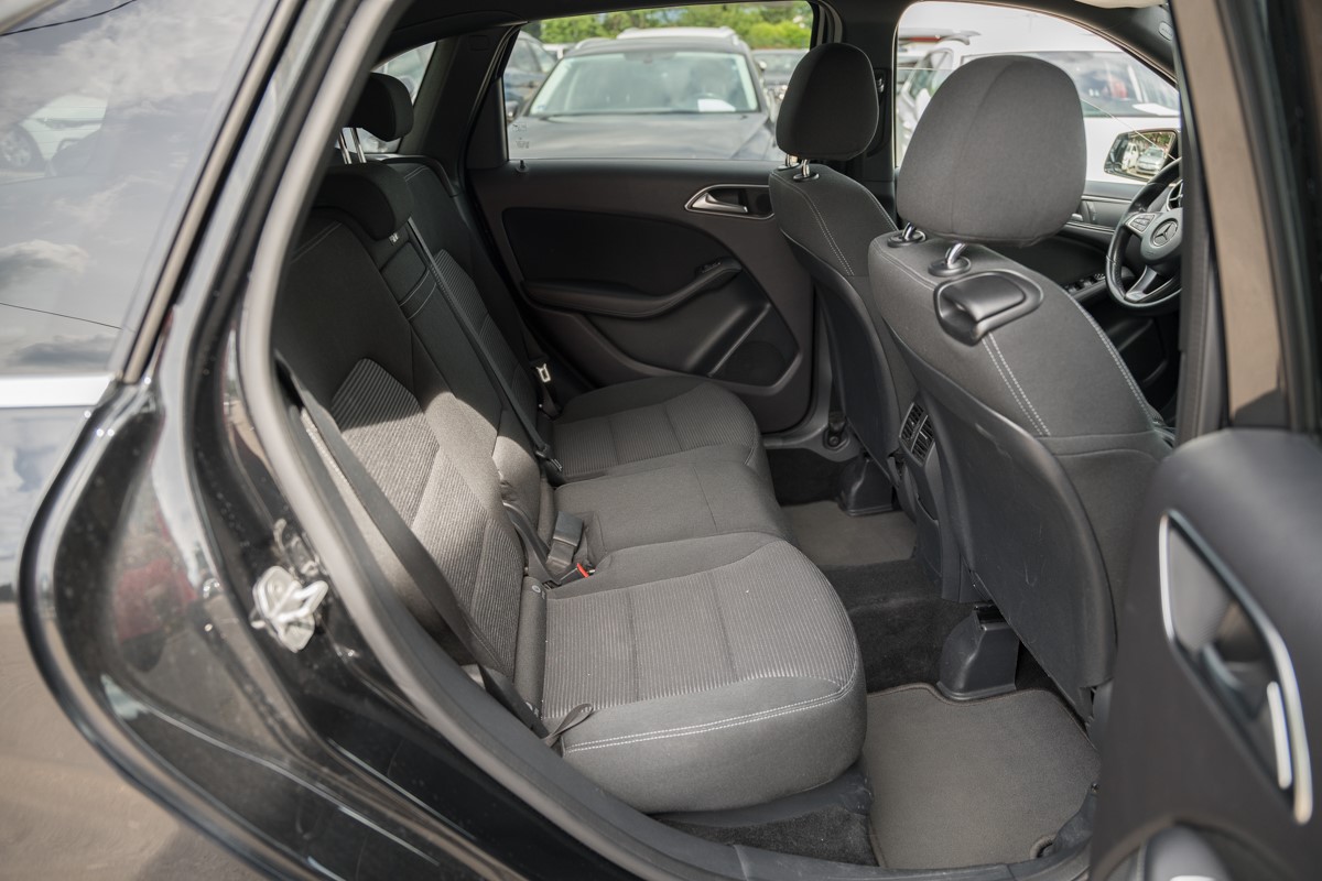 Mercedes-Benz B-Class 180 D