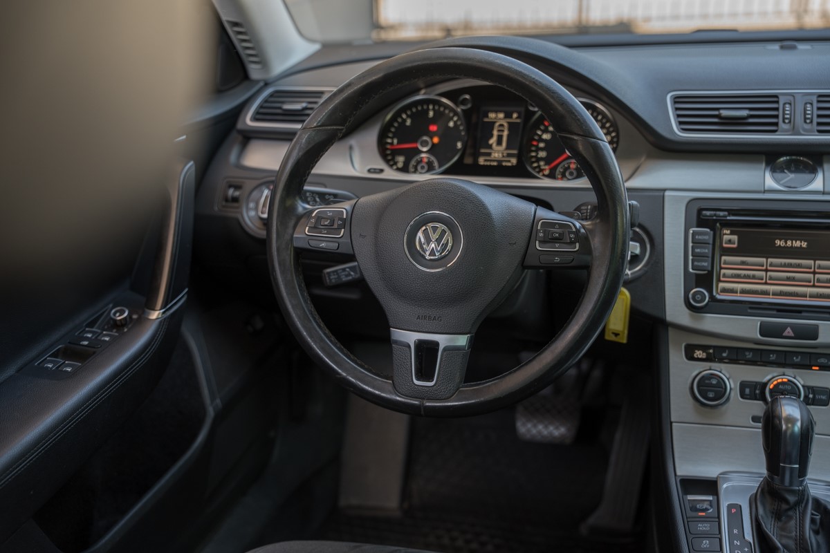 Volkswagen Passat 1.6 TDI DSG