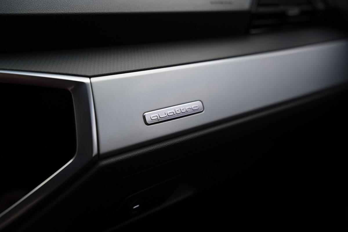 Audi Q3 40 TDI S line QUATTRO