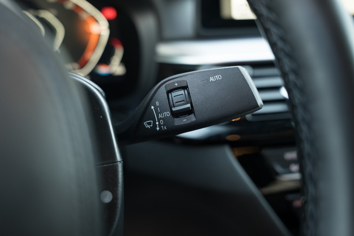 BMW
 5-Series 520 D M-Sport