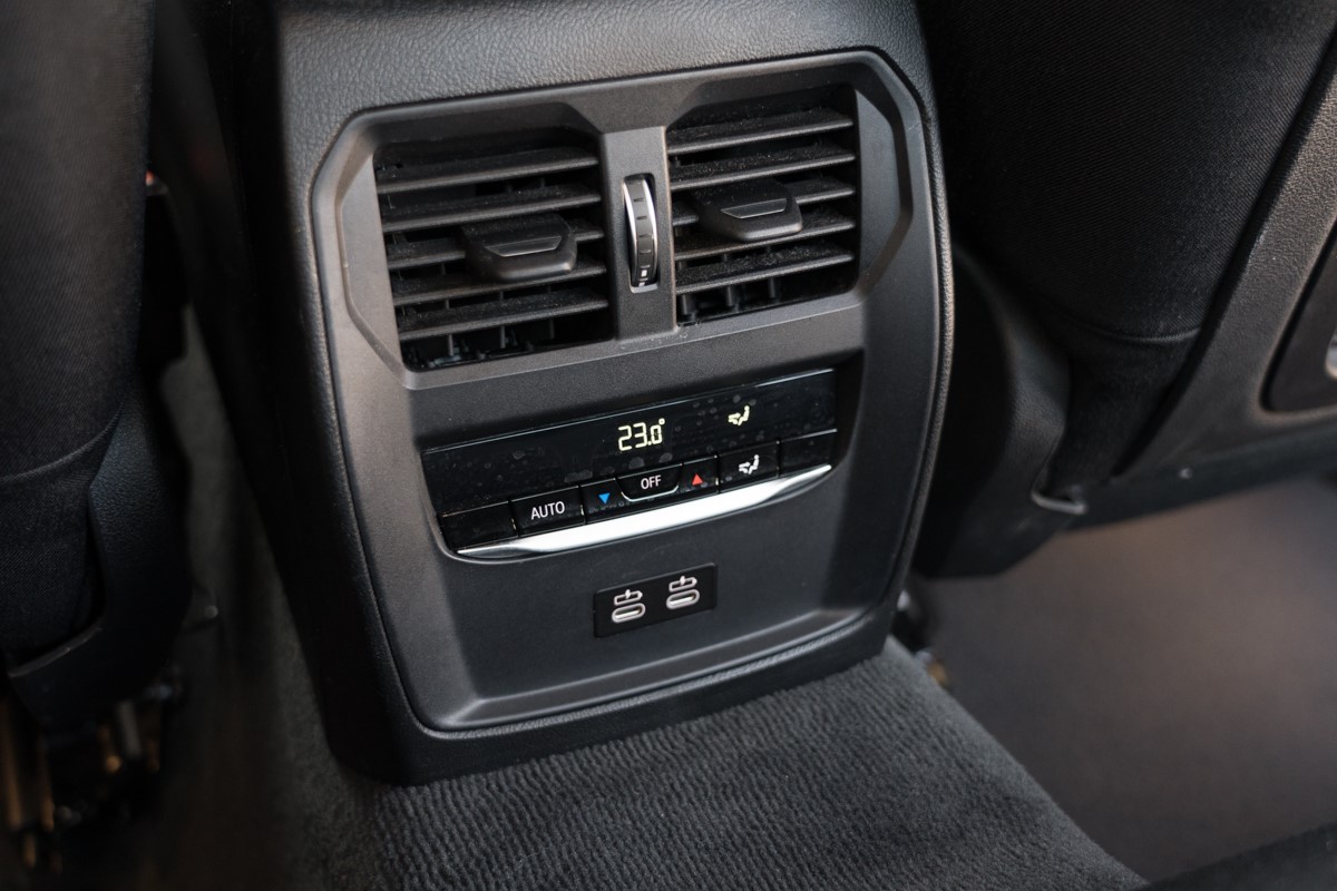 BMW
 3-Series 318 d