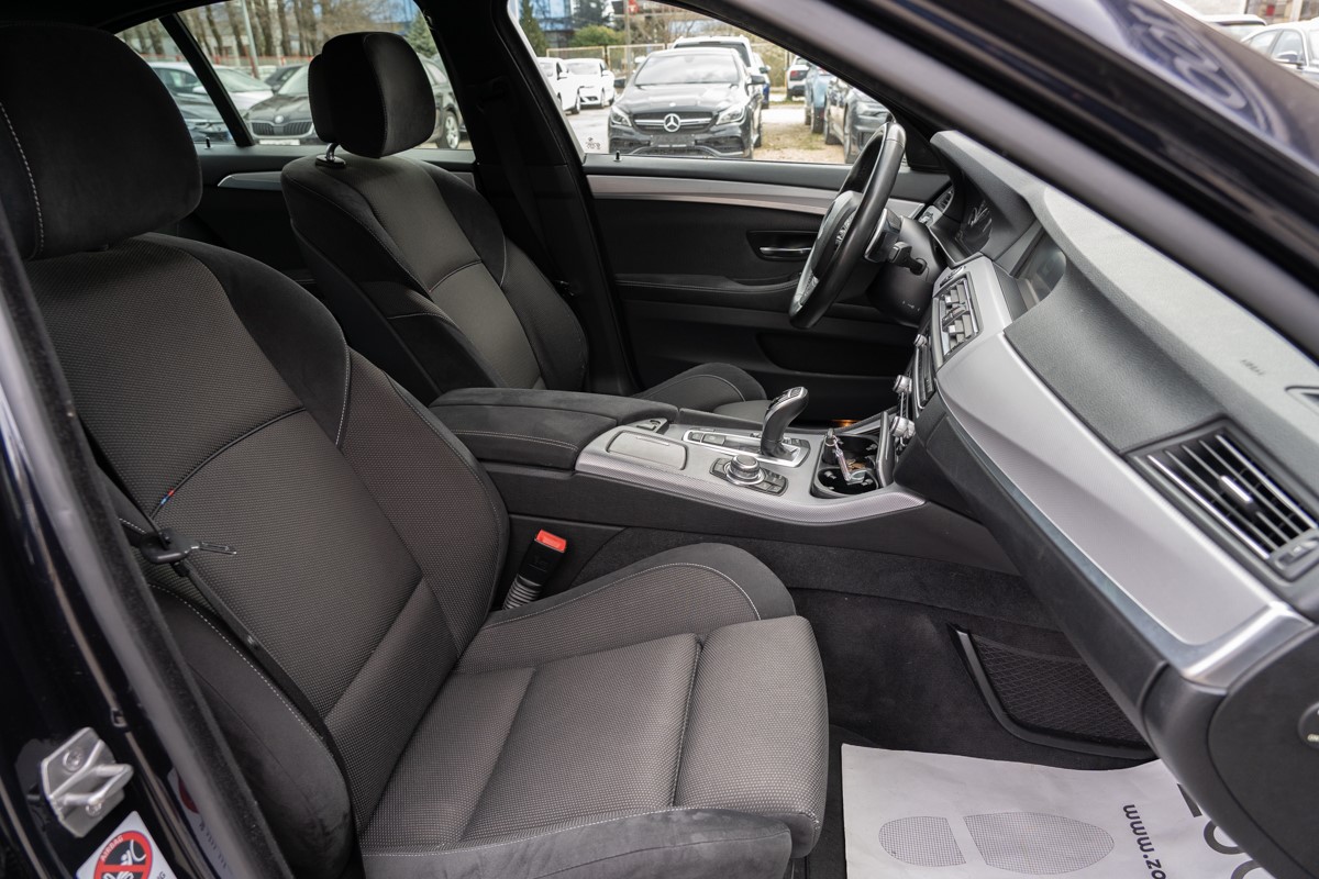 BMW
 5-Series 530 D