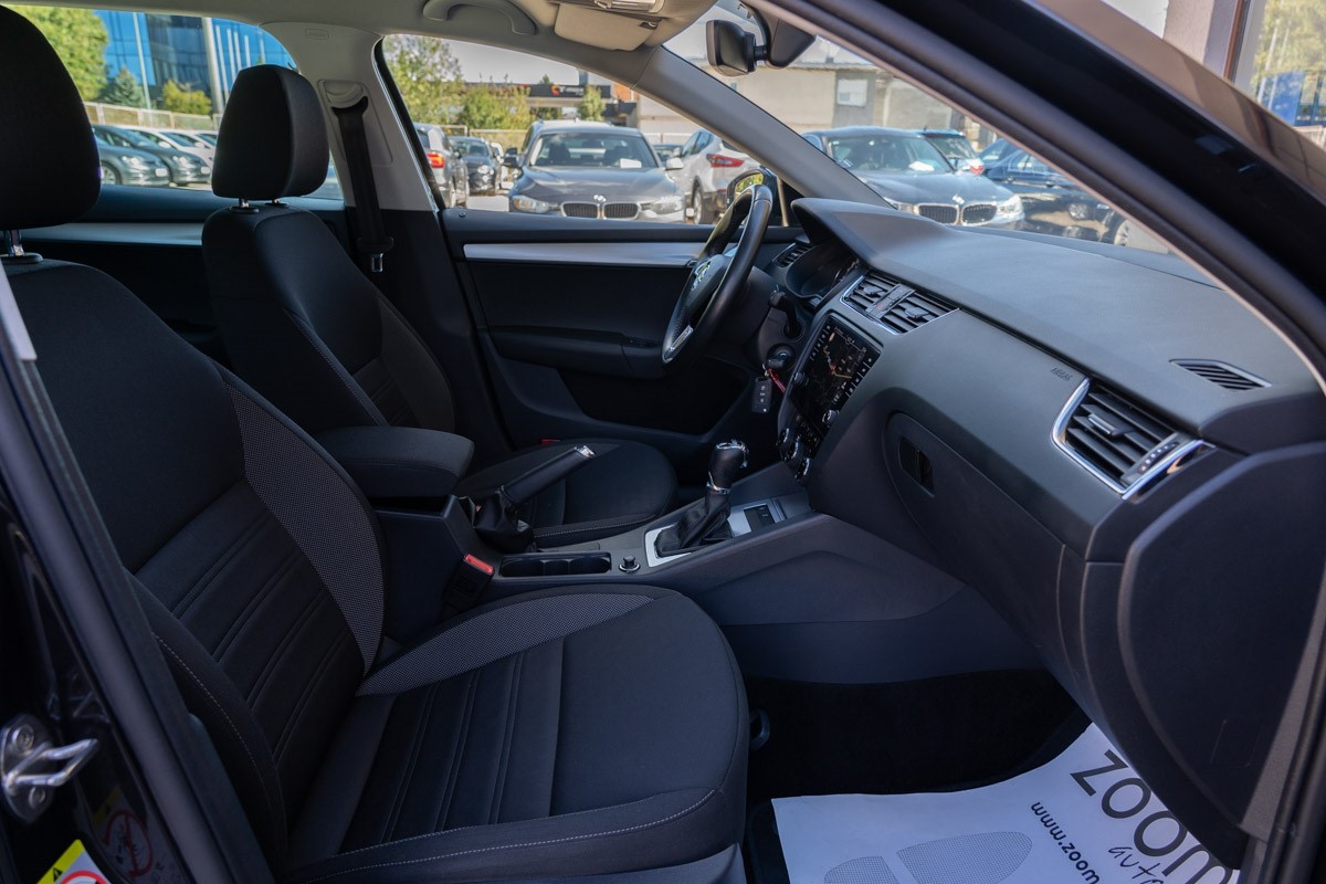 Škoda Octavia Combi 1,6 TDI BUSINESS DSG7