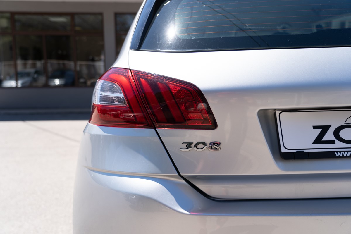Peugeot 308 1,6 BlueHDI