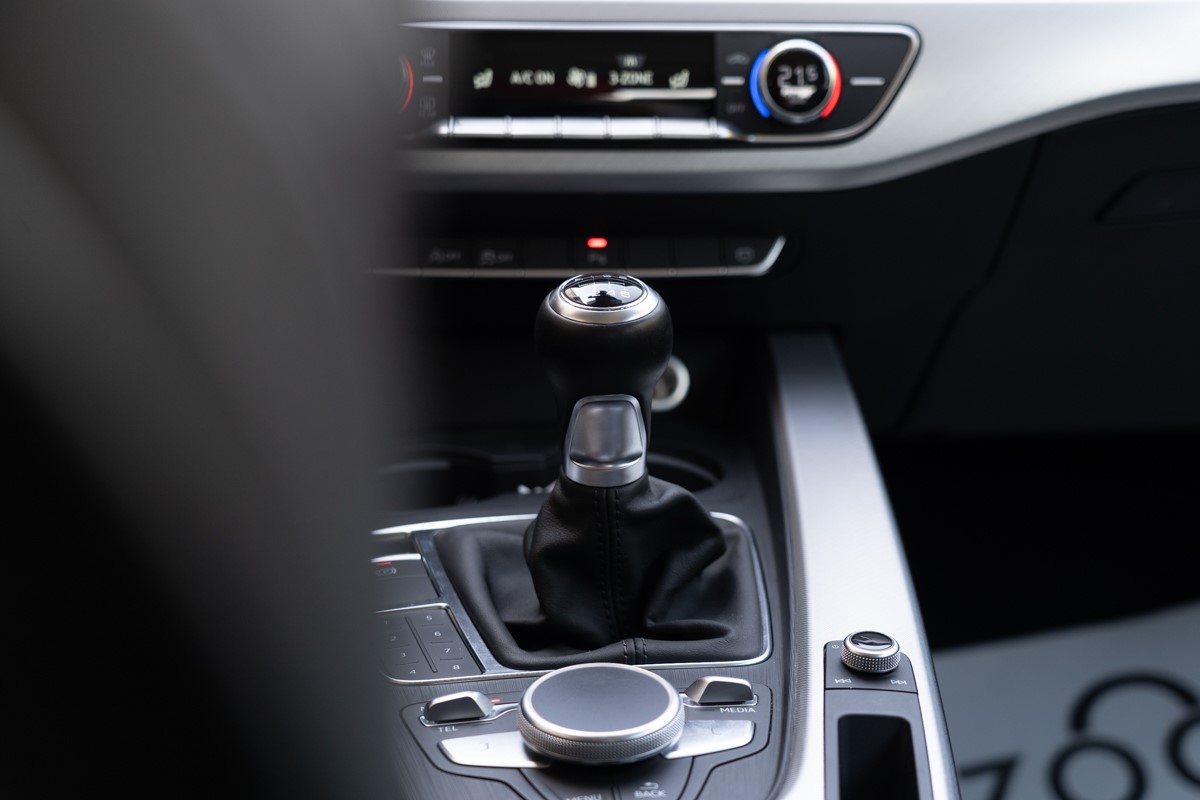 Audi A4
 2.0 TDI Executive Plus