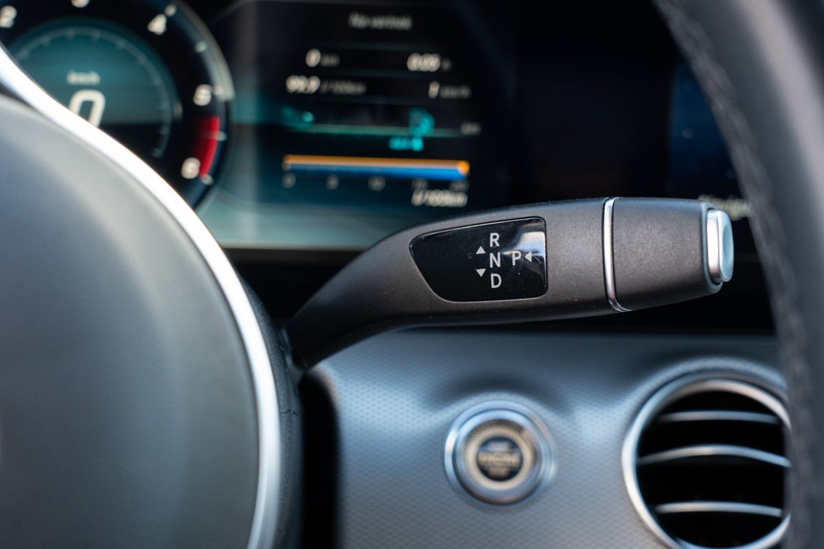 Mercedes-Benz E-Class
 200 D Business Solution