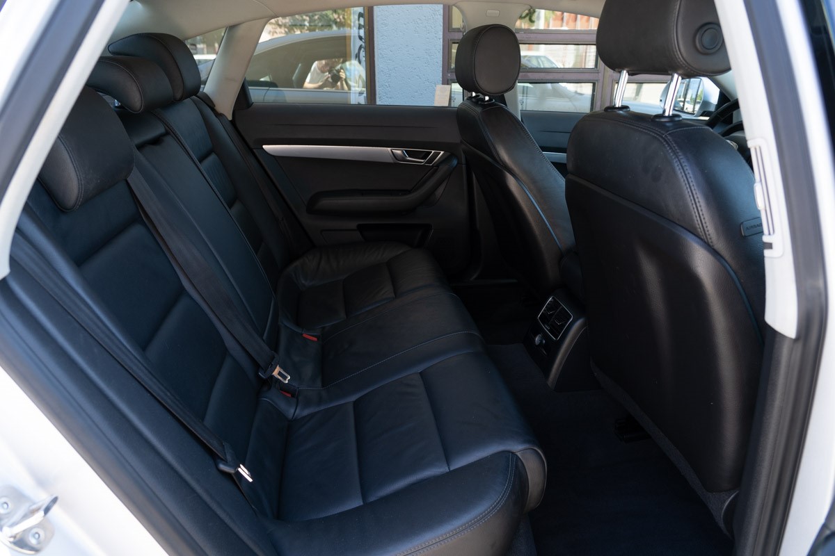 Audi A6
 2,0 TDI