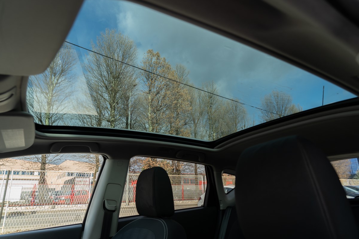Nissan
 Qashqai 2,0 DCI