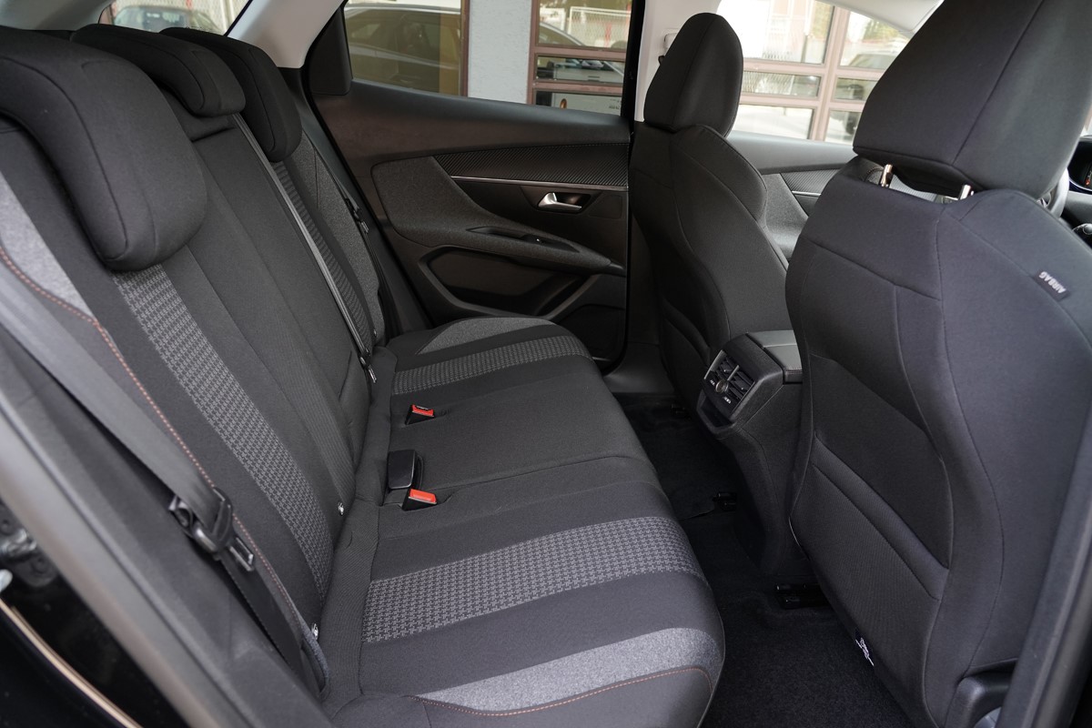 Peugeot 3008 1,6 BlueHDI