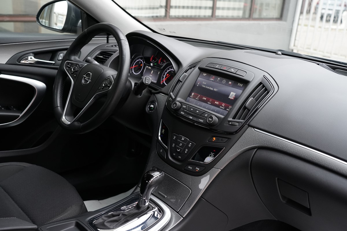 Opel Insignia 1.6 CDTI