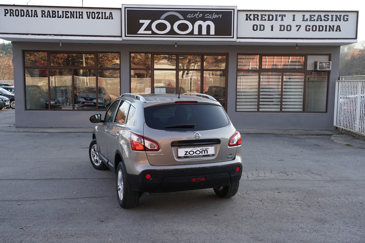 Nissan
 Qashqai 1,6 DCI
