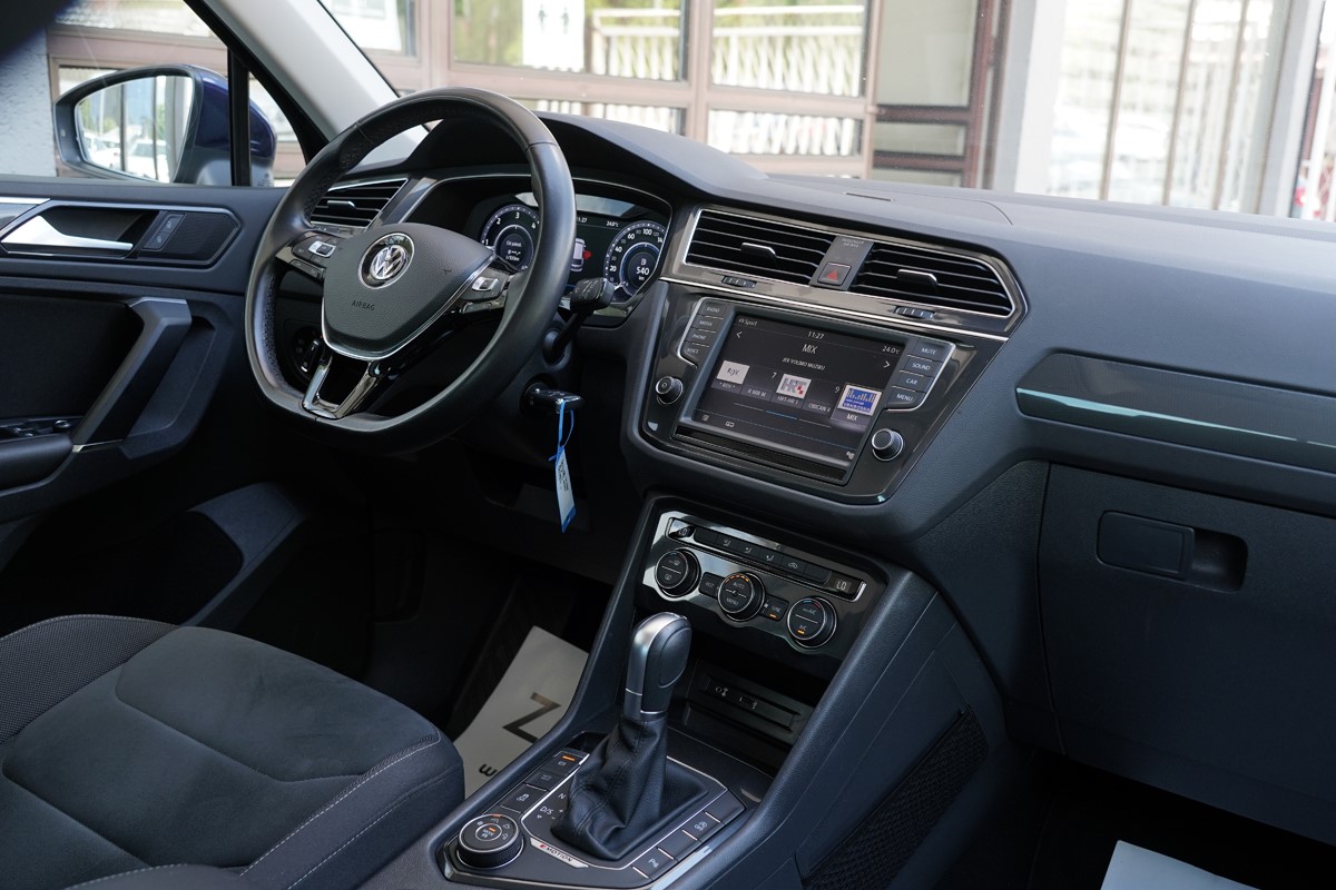Volkswagen Tiguan
 2.0 TDI 140KW  4MOT DSG VIRTUAL  COCKPIT    