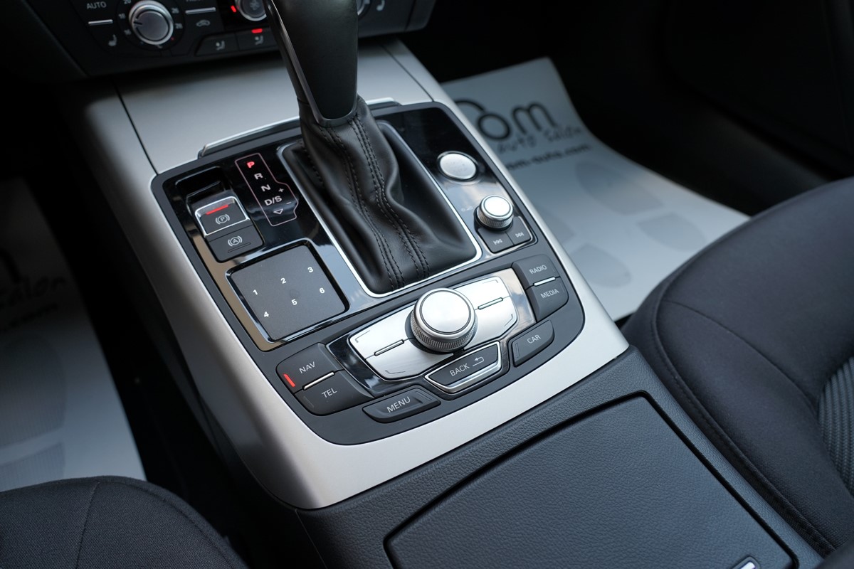 Audi A6
 3.0 TDI QUATTRO 320 KS