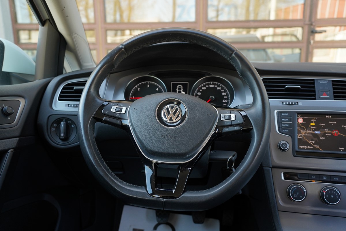 Volkswagen Golf 1,6 TDI