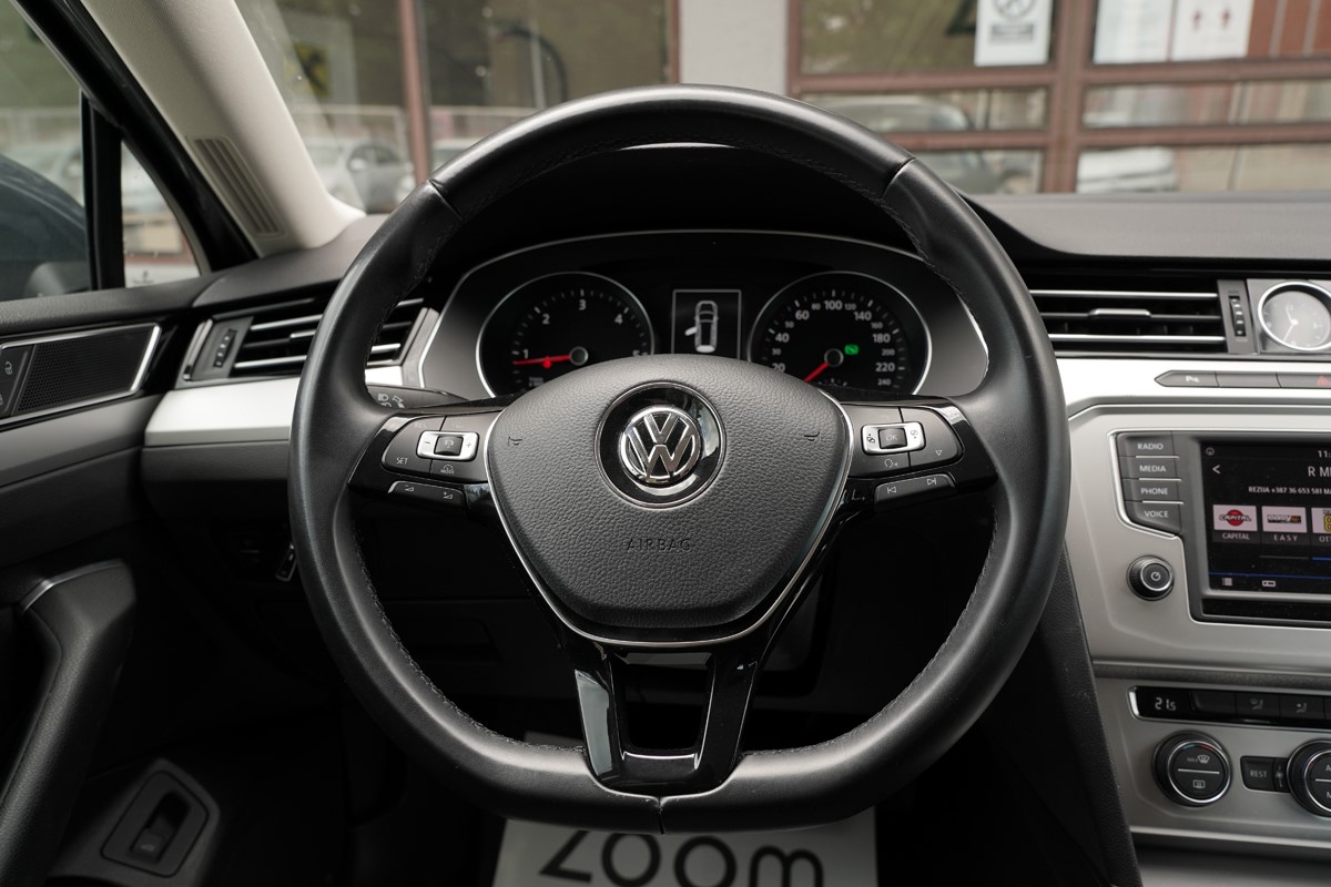Volkswagen Passat SW 2.0 TDI Business BlueMotion DSG