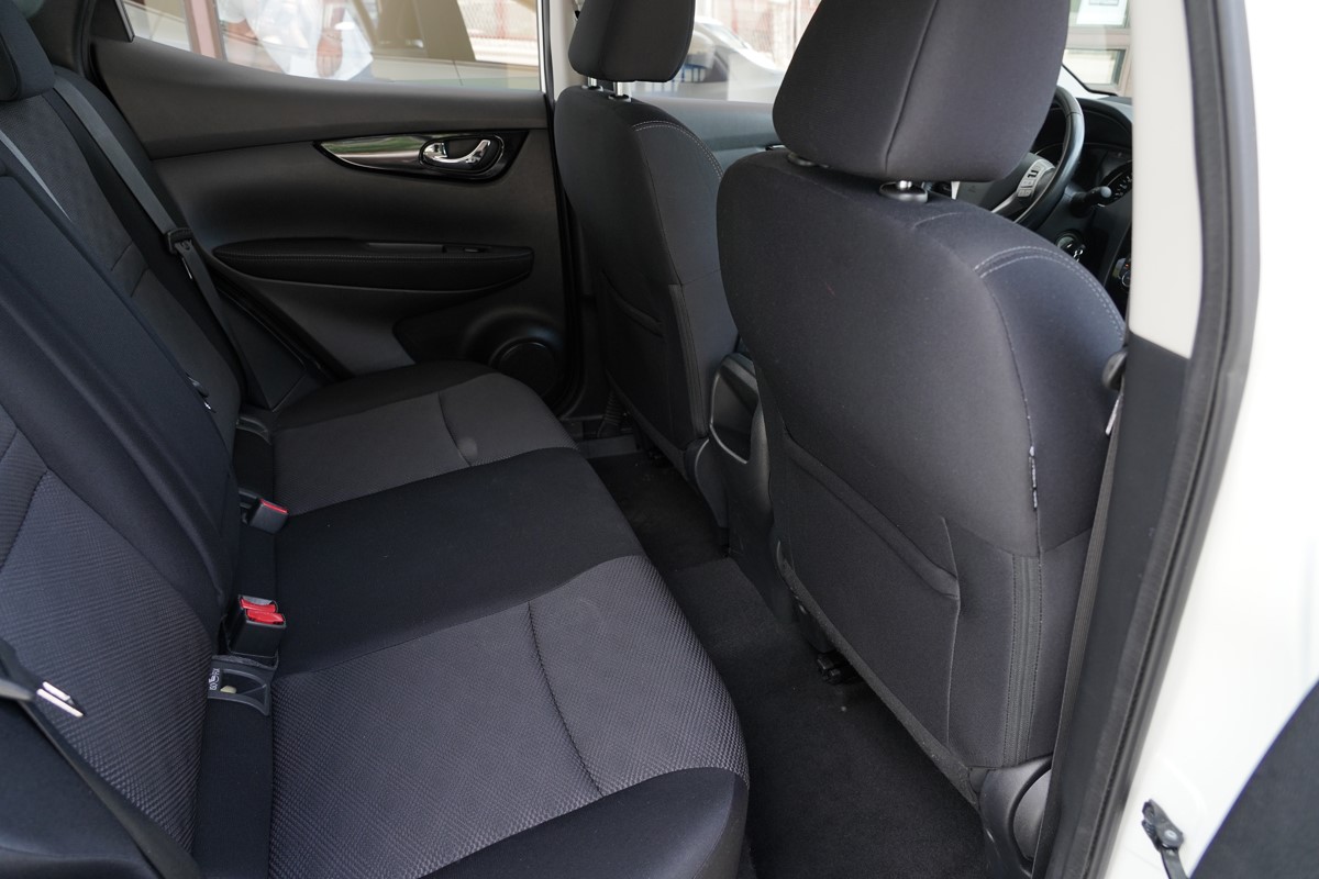 Nissan
 Qashqai 1.5 DCI
