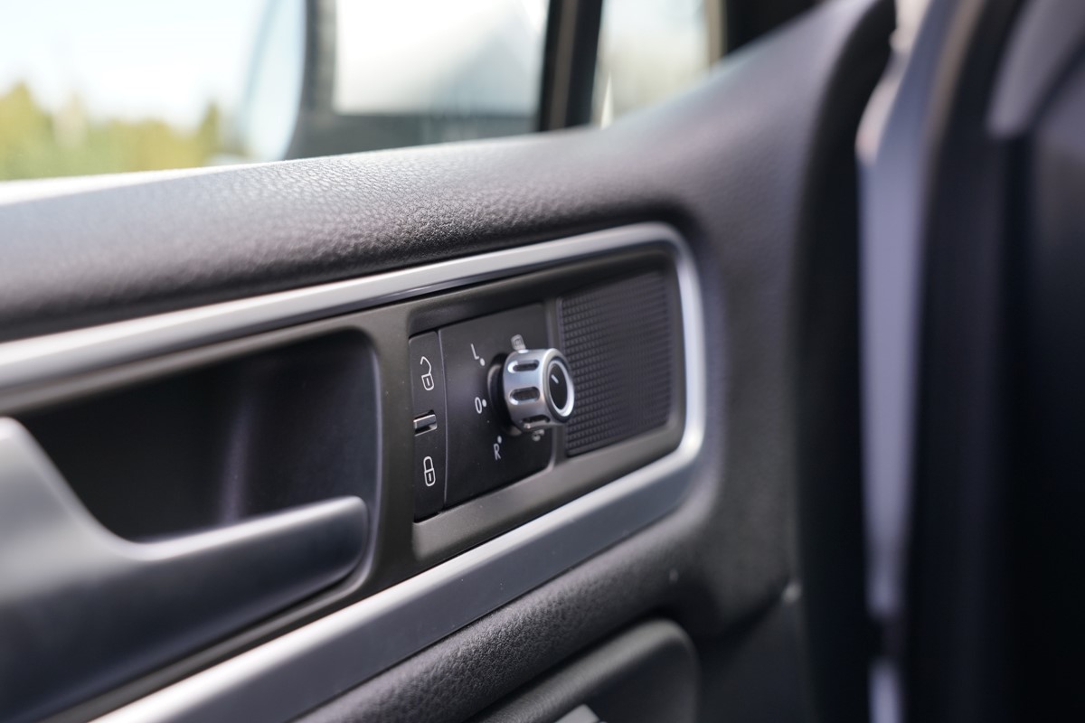 Volkswagen Touareg
 3.0 TDI 4 MOTION