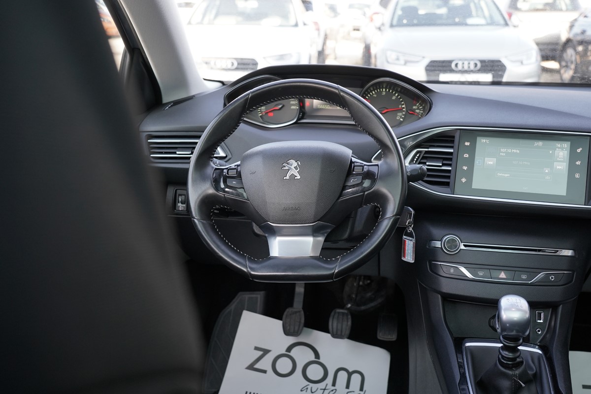 Peugeot 308 EXECUTIVE 1.6 BLUEHDI