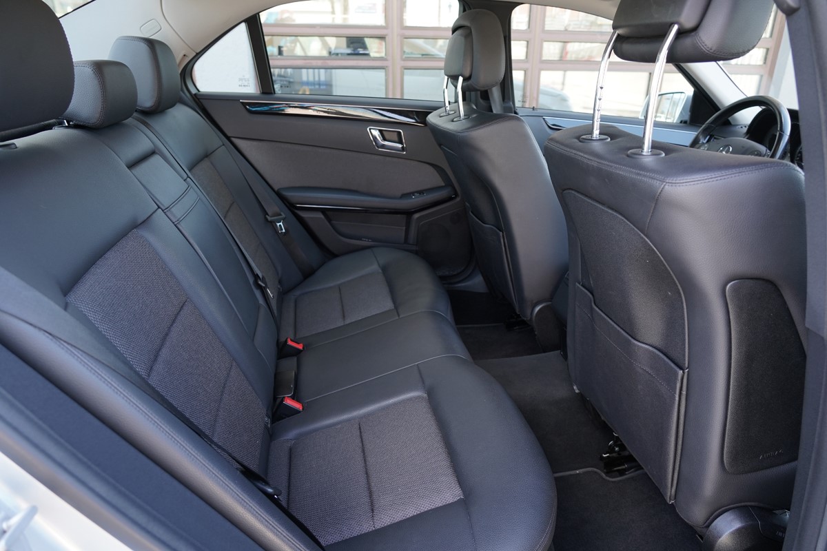 Mercedes-Benz E-Class
 E 220 CDI AVANTGARDE