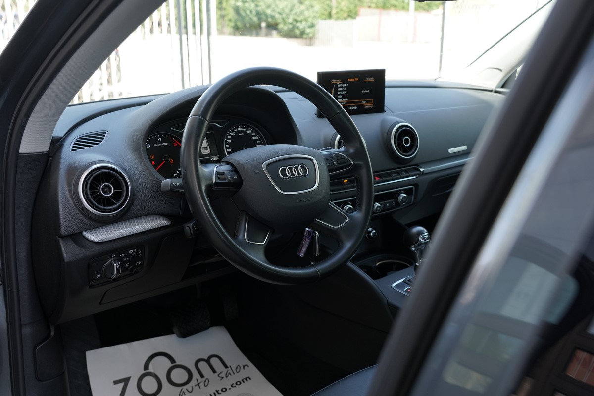 Audi A3
 1.6 TDi S-Tronic Berline Ambiente