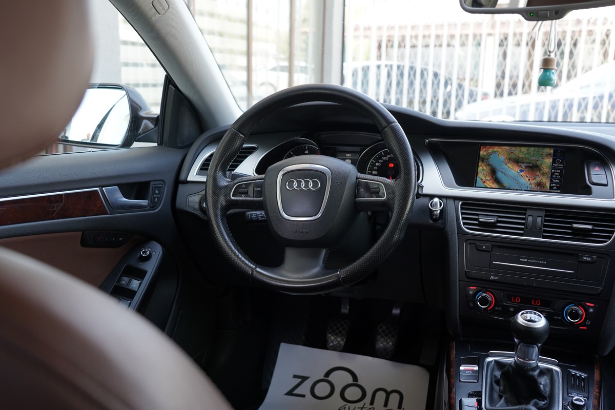 Audi A5
 2.0 TDI