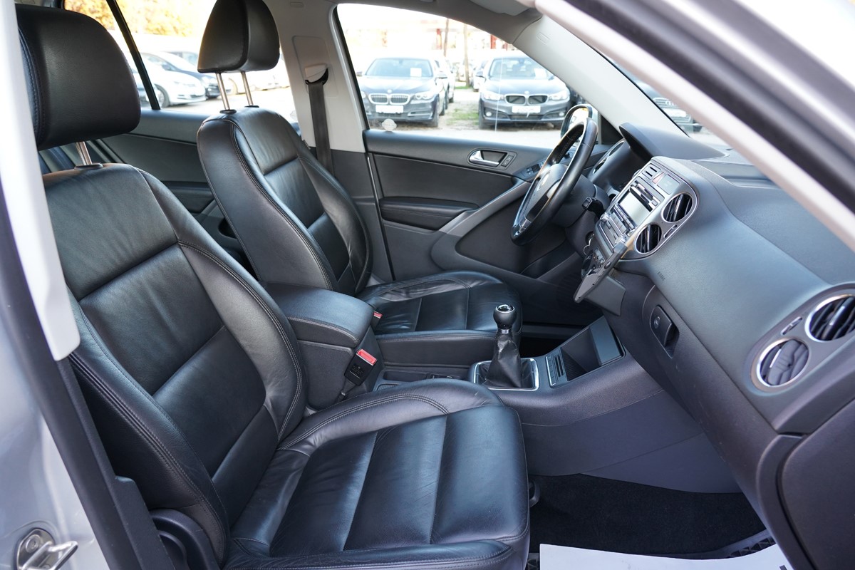 Volkswagen Tiguan
 2,0 TDI 4MOTION