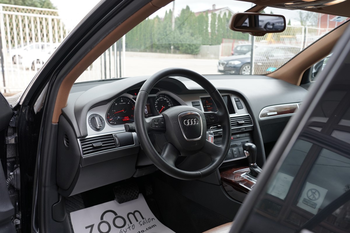 Audi A6
 3.0 TDI QUATTRO