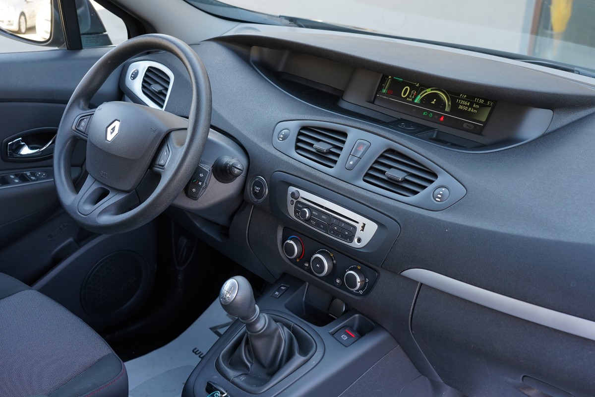 Renault Scenic 1.5 DCI