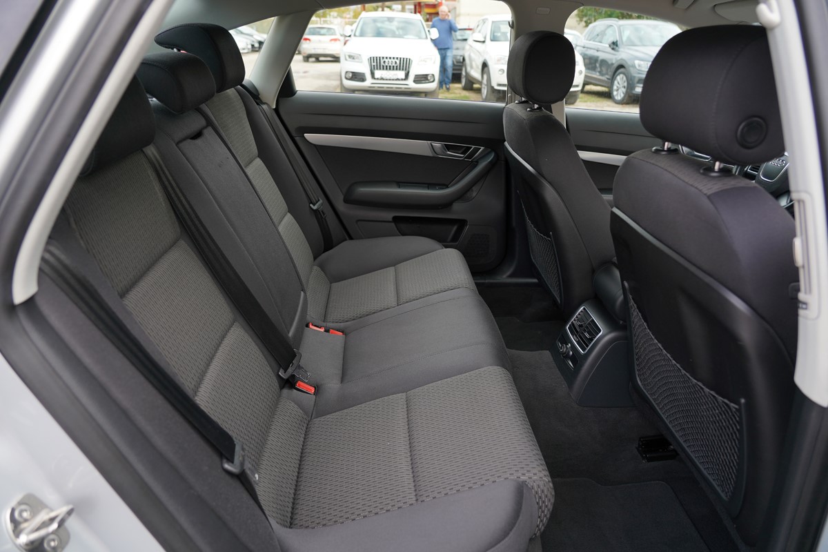 Audi A6
 2,0 TDI