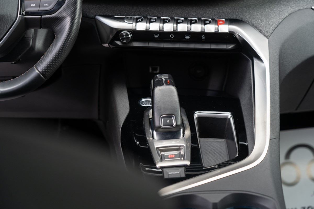 Peugeot 5008 1,5 BlueHDI GTline
