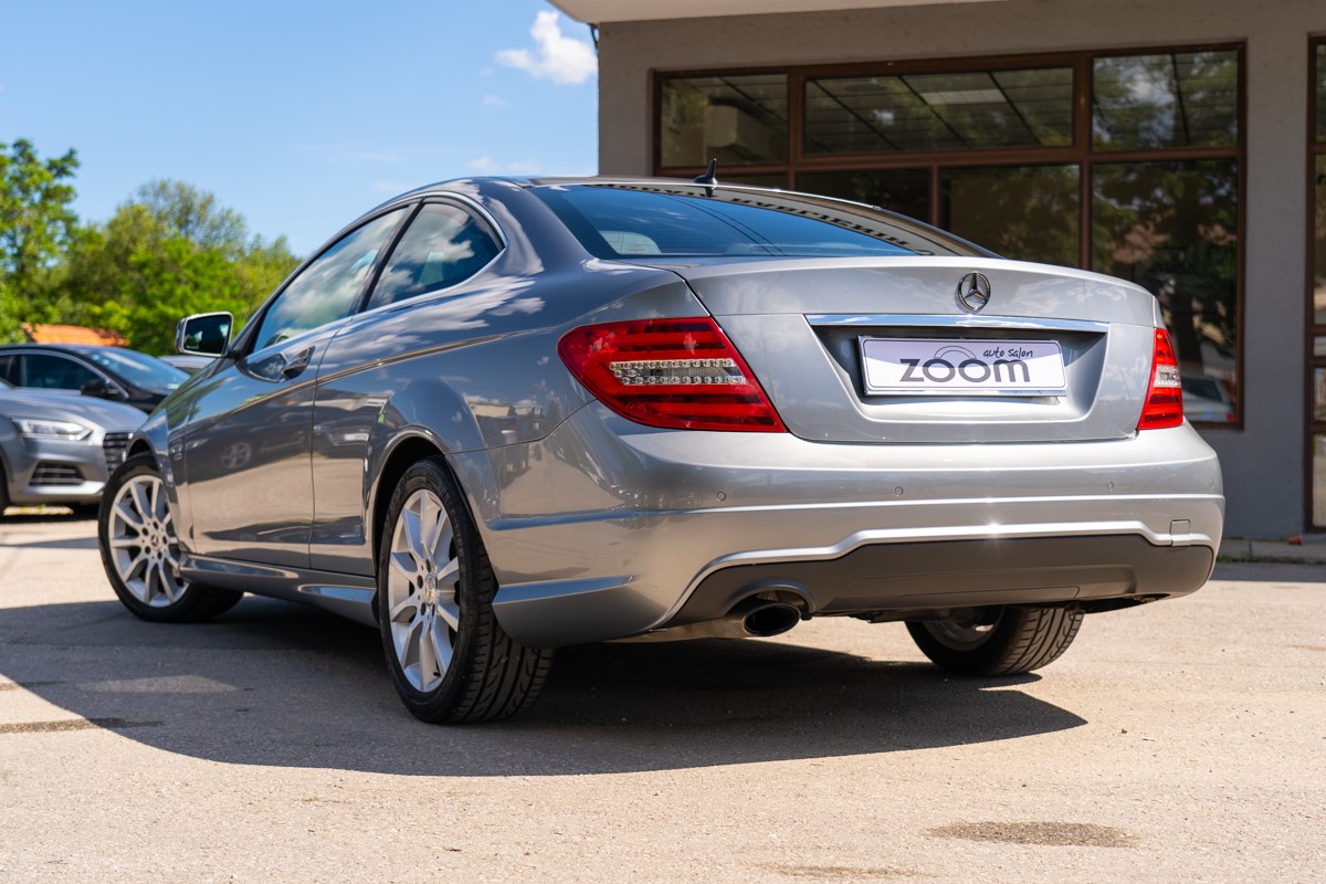 Mercedes-Benz C-Class
 C 250 Coupe