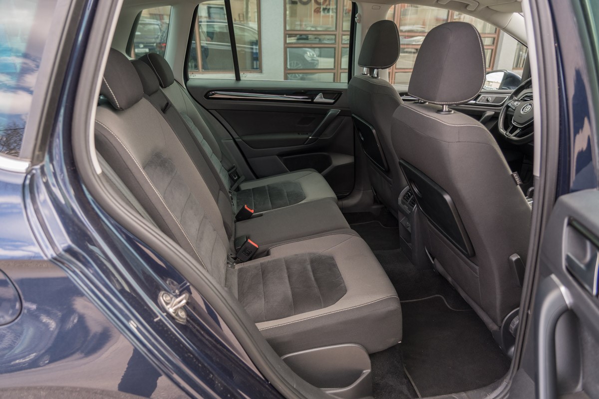 Volkswagen Golf Sportsvan R-line 1.6 TDI