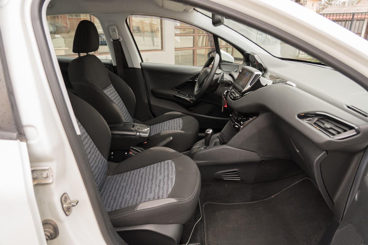 Peugeot 208 1.4 BlueHDI