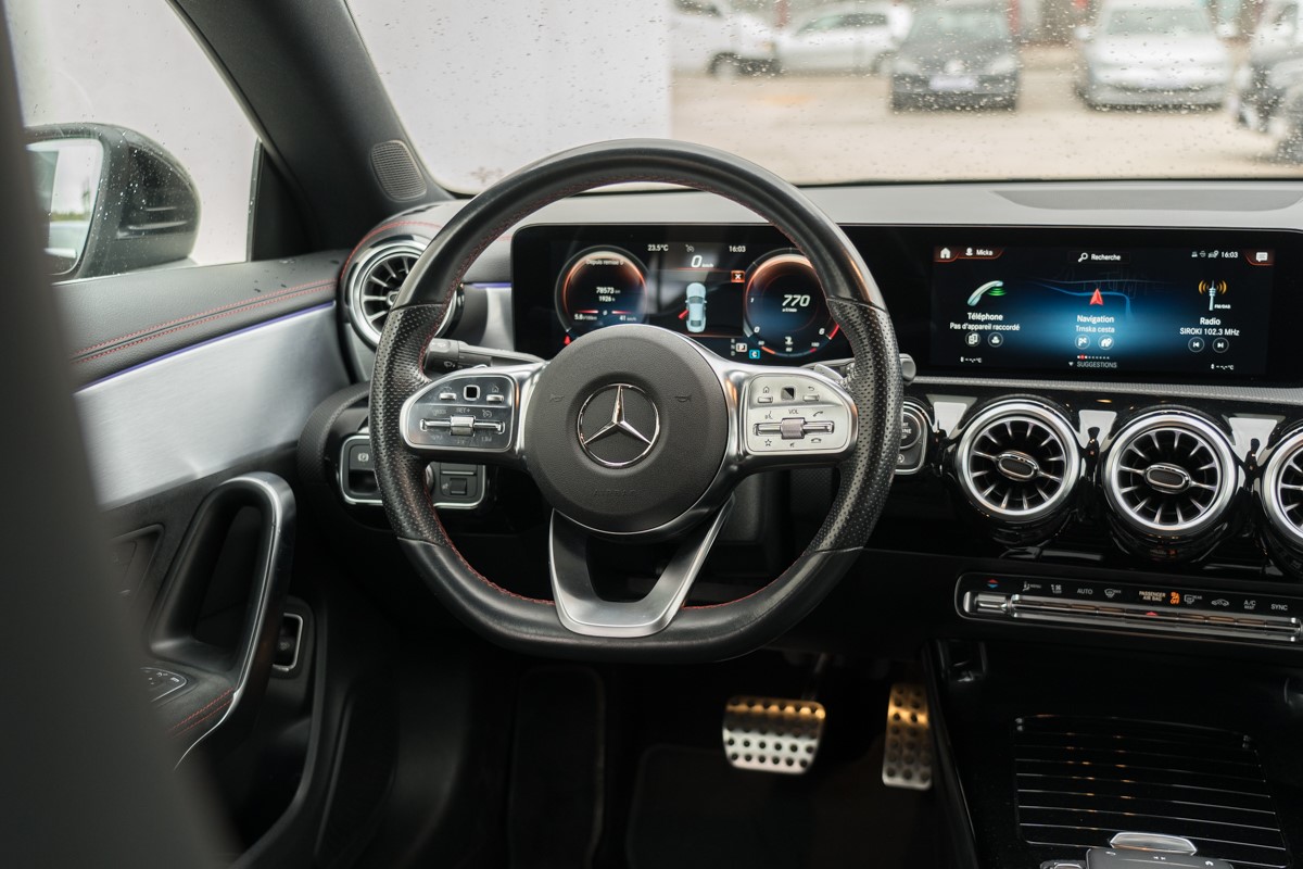 Mercedes-Benz CLA-Class 180 D AMG