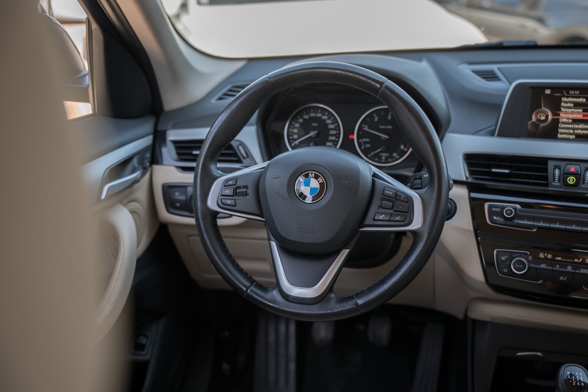 BMW
 X1  SDrive 18D
