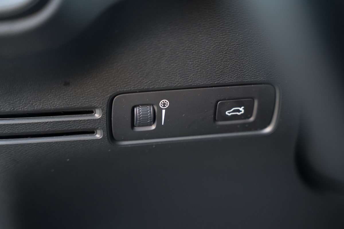 Volvo
 XC40 2.0 D D3