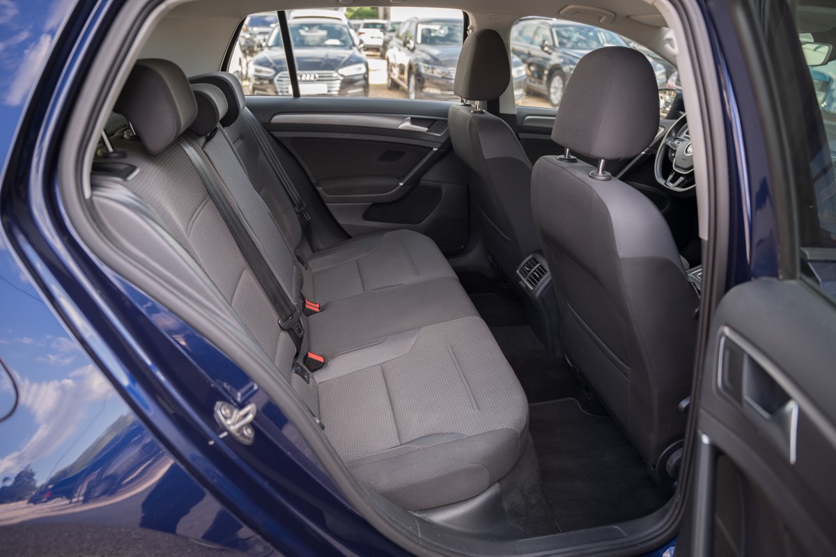 Volkswagen Golf 1.6 TDI DSG