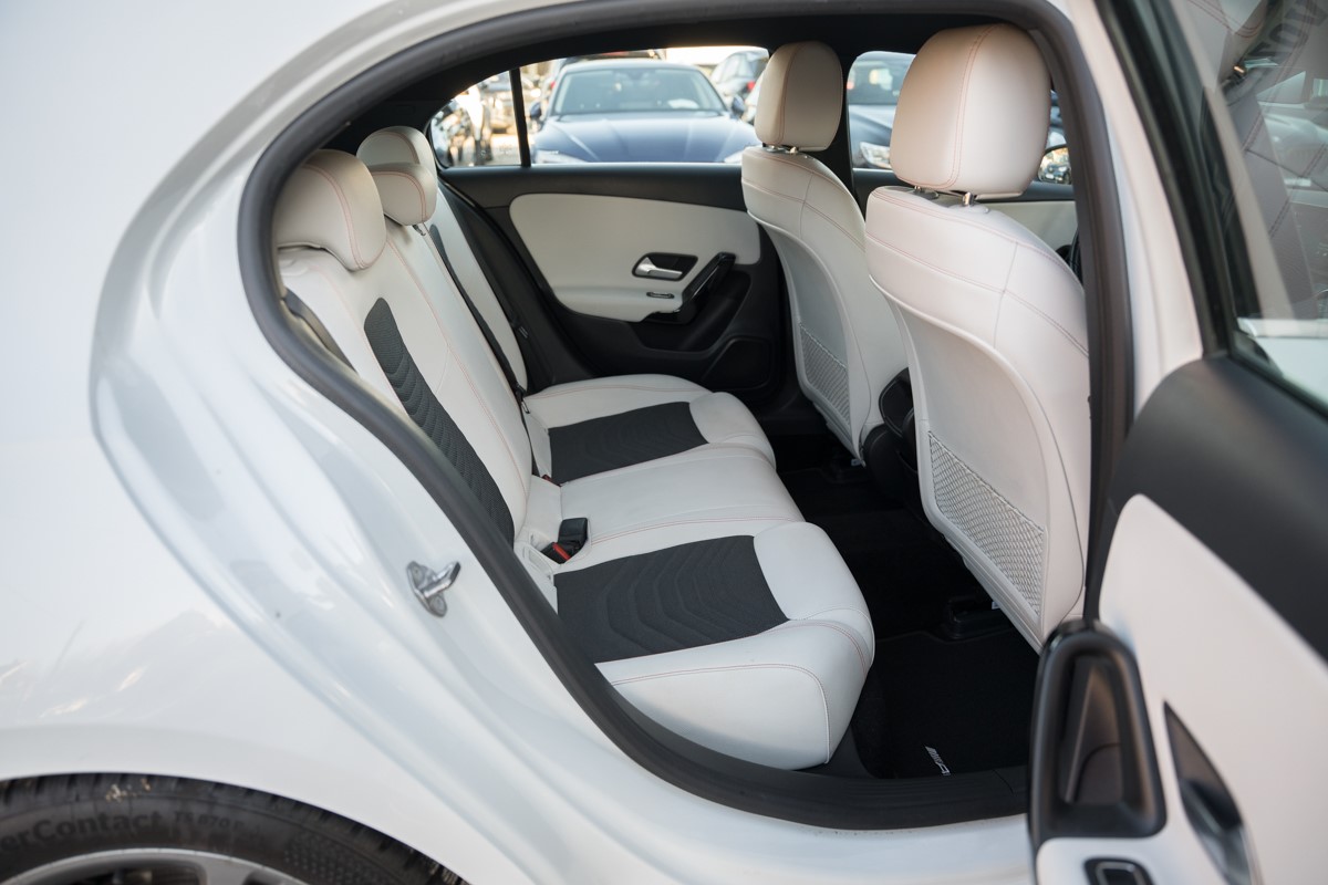 Mercedes-Benz A-Class 200d Business Line