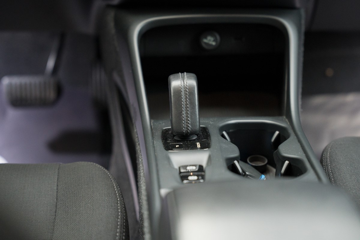 Volvo
 XC40 2.0 D D3