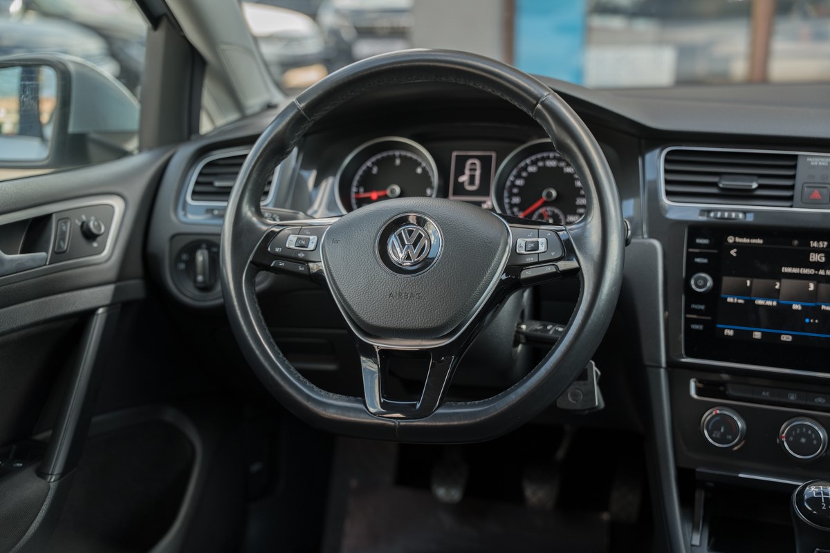 Volkswagen Golf 1.6 TDI