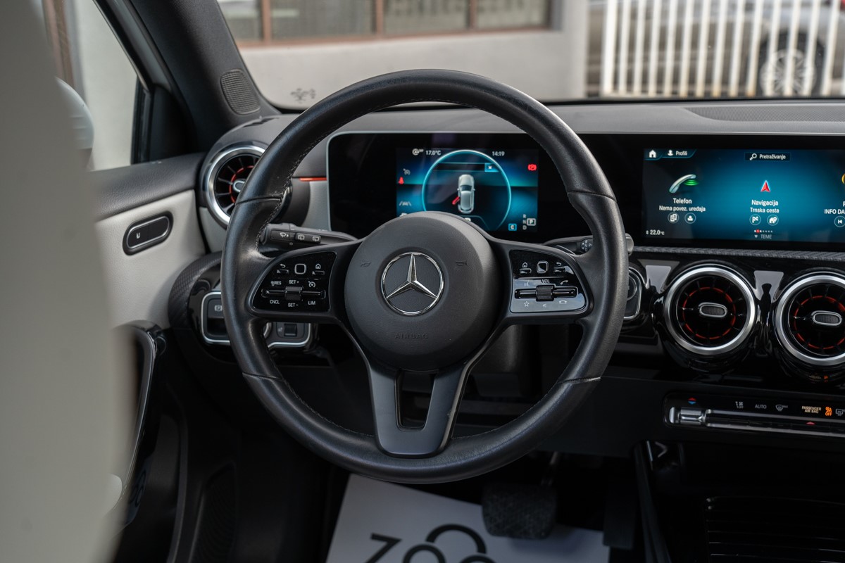 Mercedes-Benz A-Class 200d Business Line