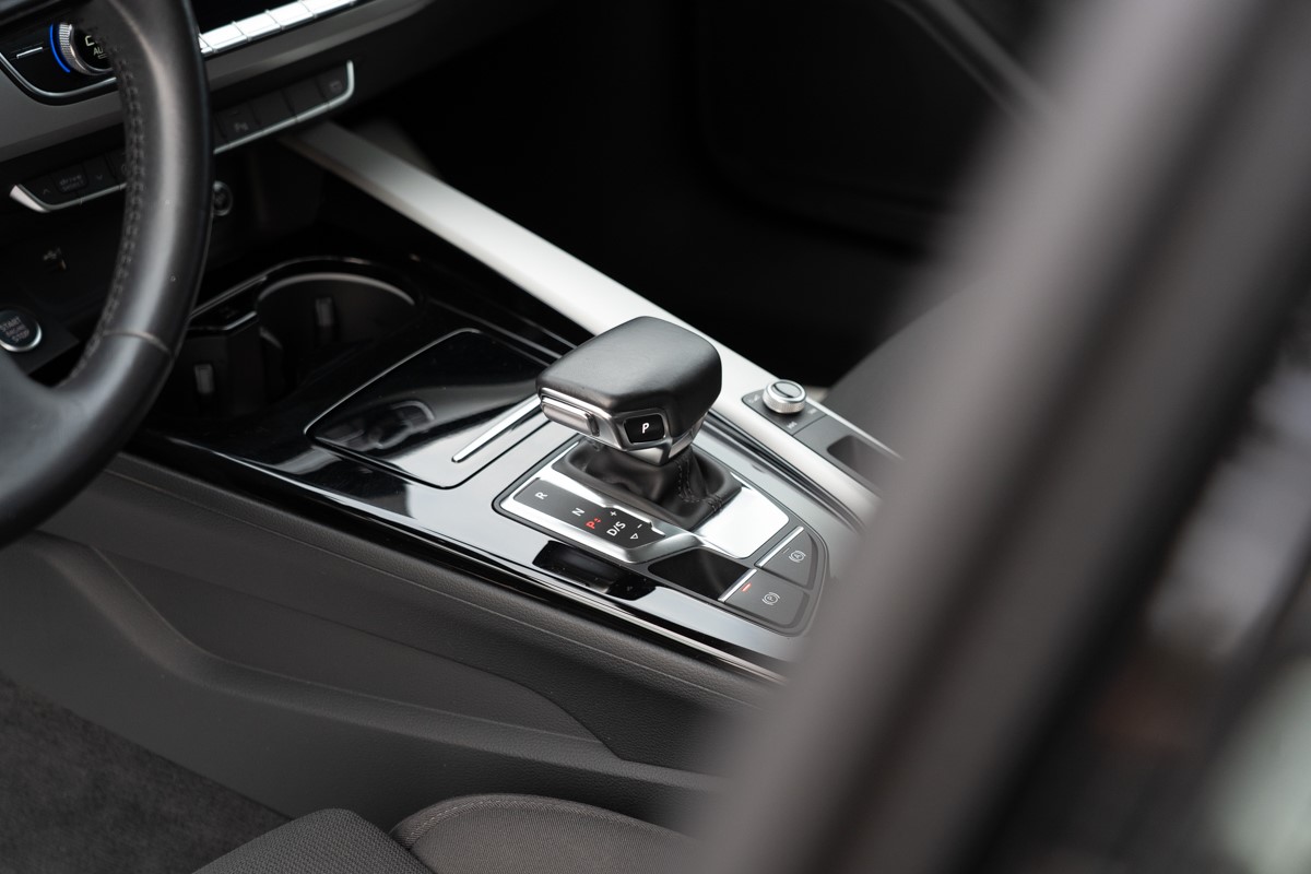 Audi A4
 35 TDI