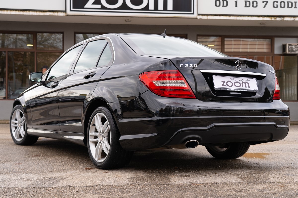 Mercedes-Benz C-Class
 C 220 CDI