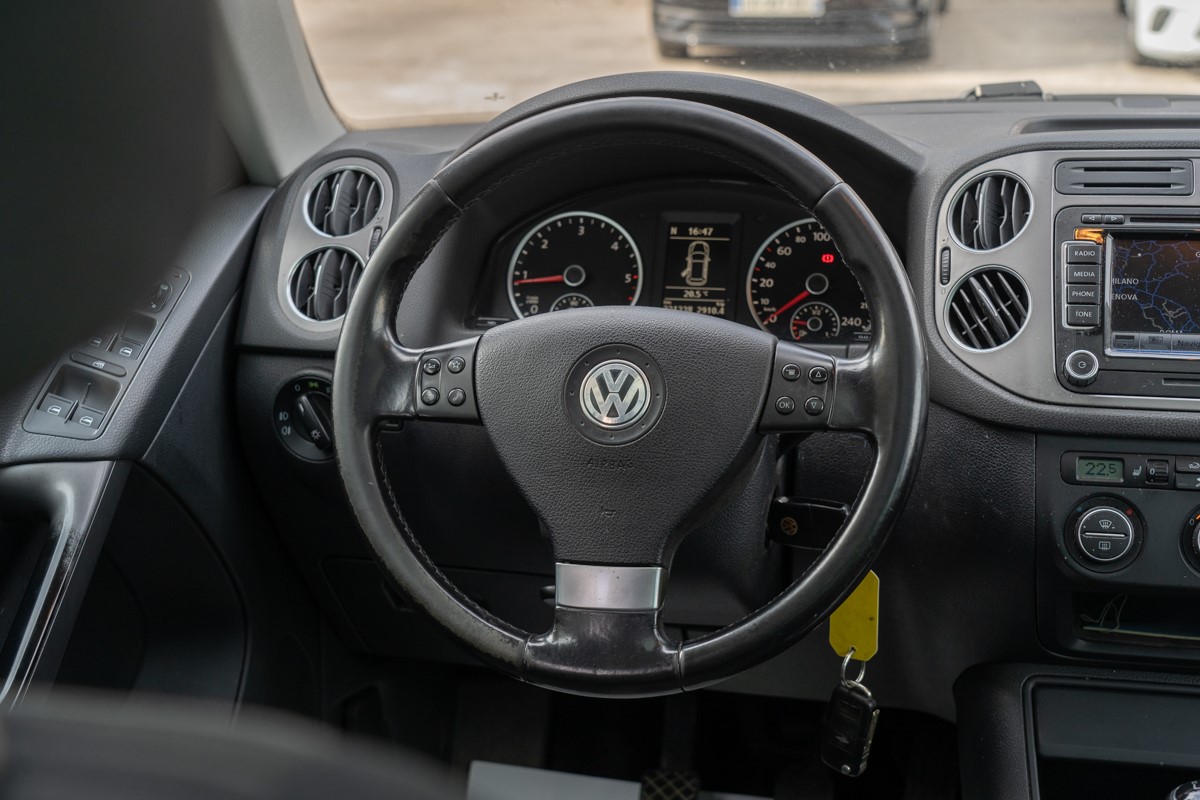 Volkswagen Tiguan
 2,0 TDI 4X4